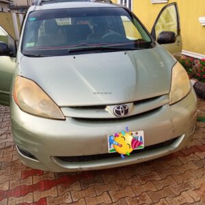 2007 Clean Toyota Sienna for Sale In Edo